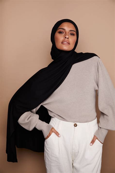 Jersey Hijab Terbaru dan Trendi untuk Wanita Muslim Trendsetter